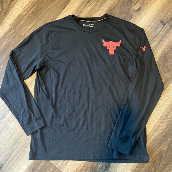 Under Armour Top - Picture 1 of 4